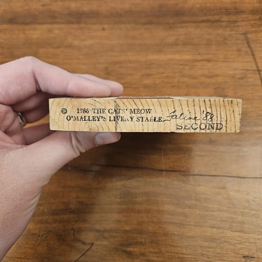 Vintage O'Malleys Livery Stable Faline Cat's Meow 1986 Shelf Sitter Signed